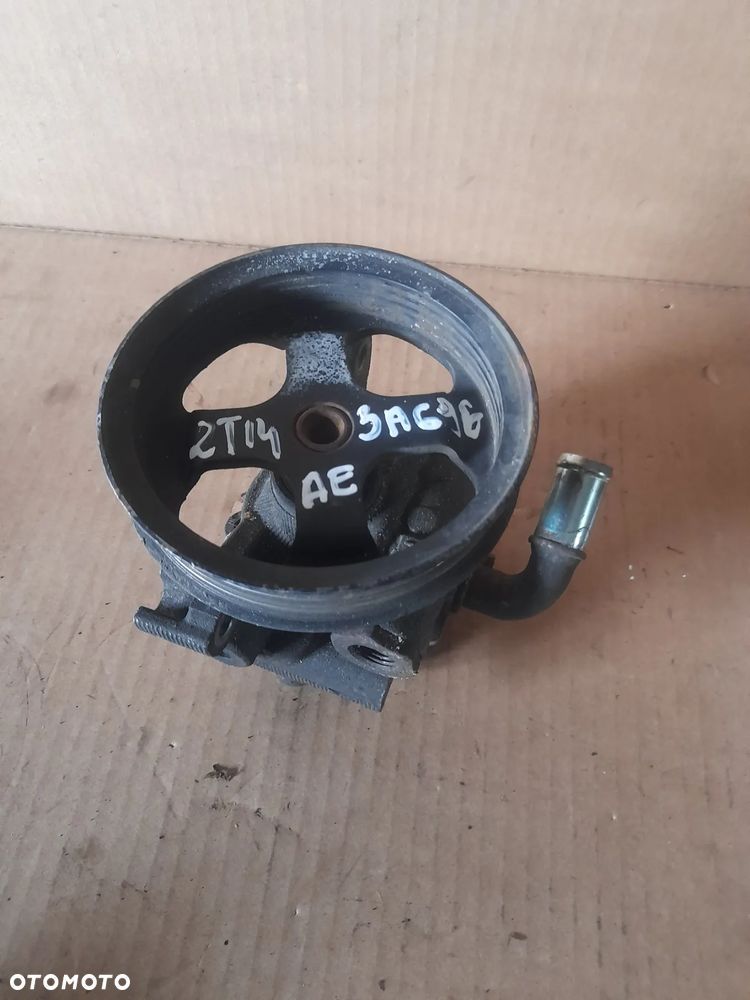 Pompa wspomagania Ford Transit Connect 1.8 TDCI 2T14-3A696-AE 2T143A696AE - 1