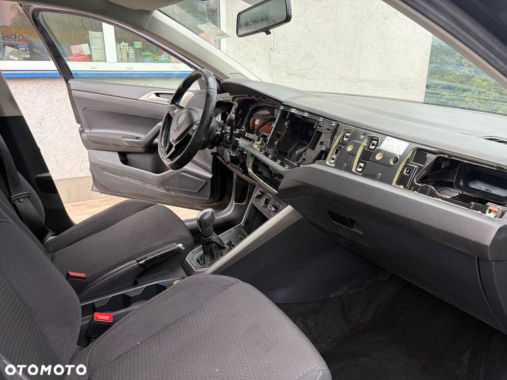 Volkswagen Polo - 17