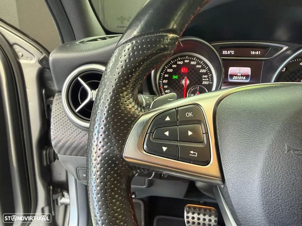 Mercedes-Benz A 220 d AMG Line Aut. - 21