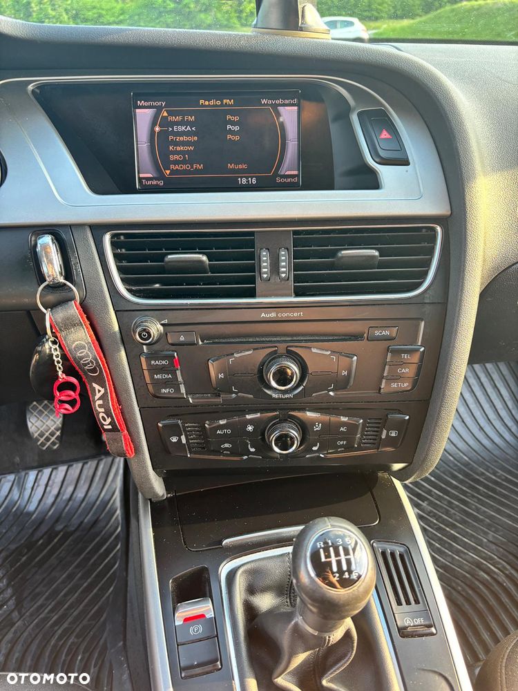 Audi A4 Avant - 9