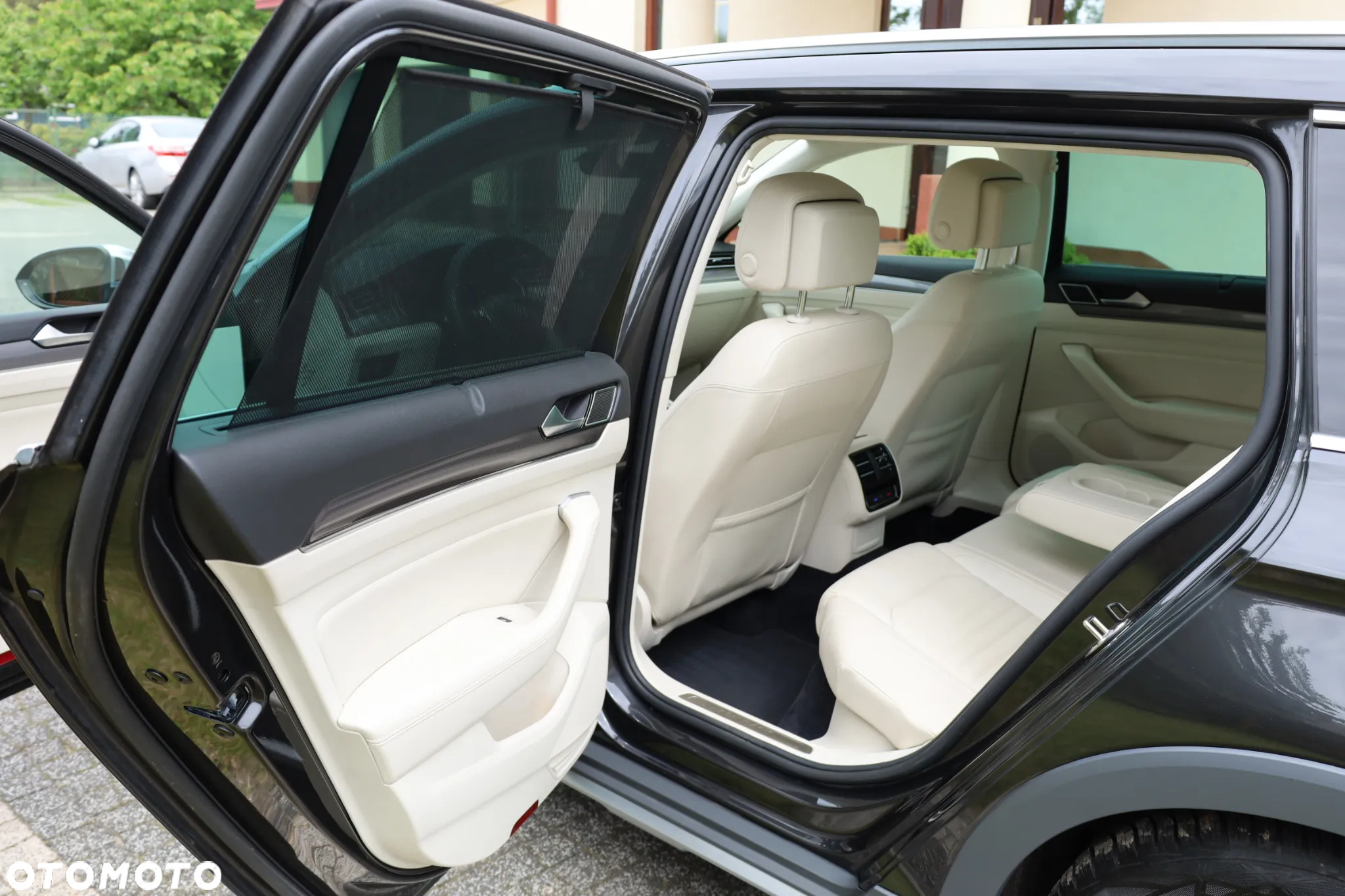 Volkswagen Passat Alltrack 2.0 TSI BMT 4Mot DSG - 20