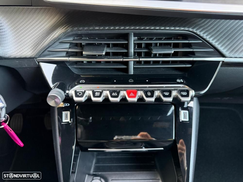 Peugeot 2008 1.2 PureTech Allure Pack - 24