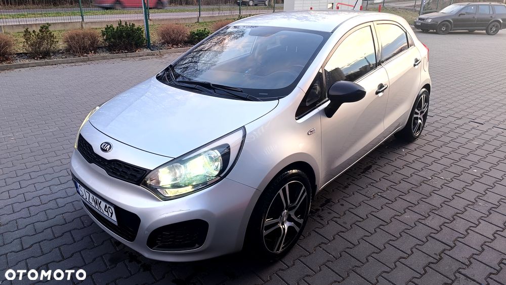 Kia Rio 1.1 crdi L - 1