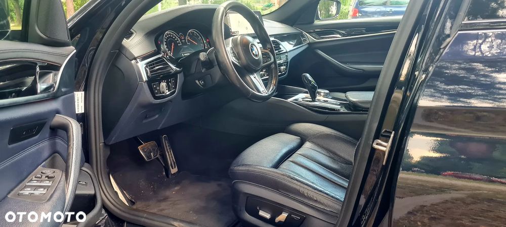 BMW Seria 5 520d xDrive M Sport sport - 22