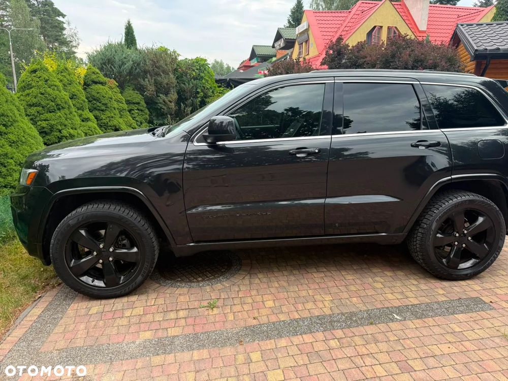 Jeep Grand Cherokee - 19
