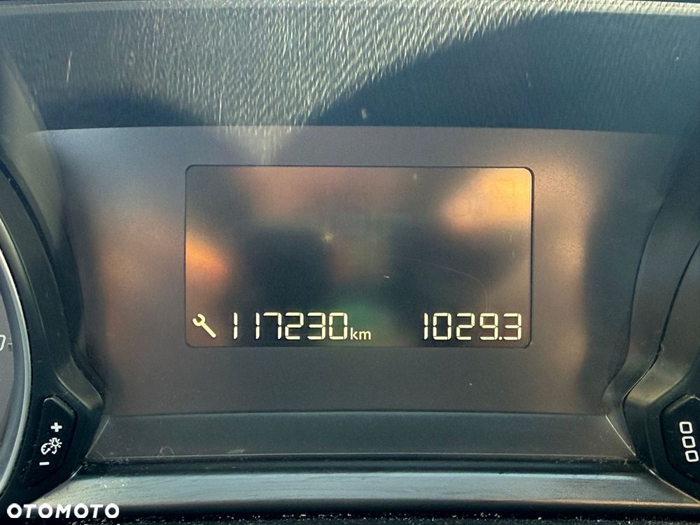 Peugeot 308 - 17