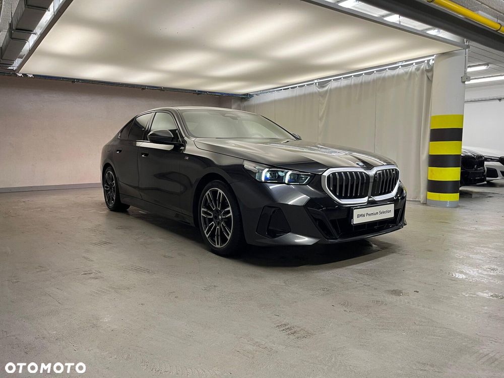 BMW Seria 5 520d xDrive mHEV M Sport - 11