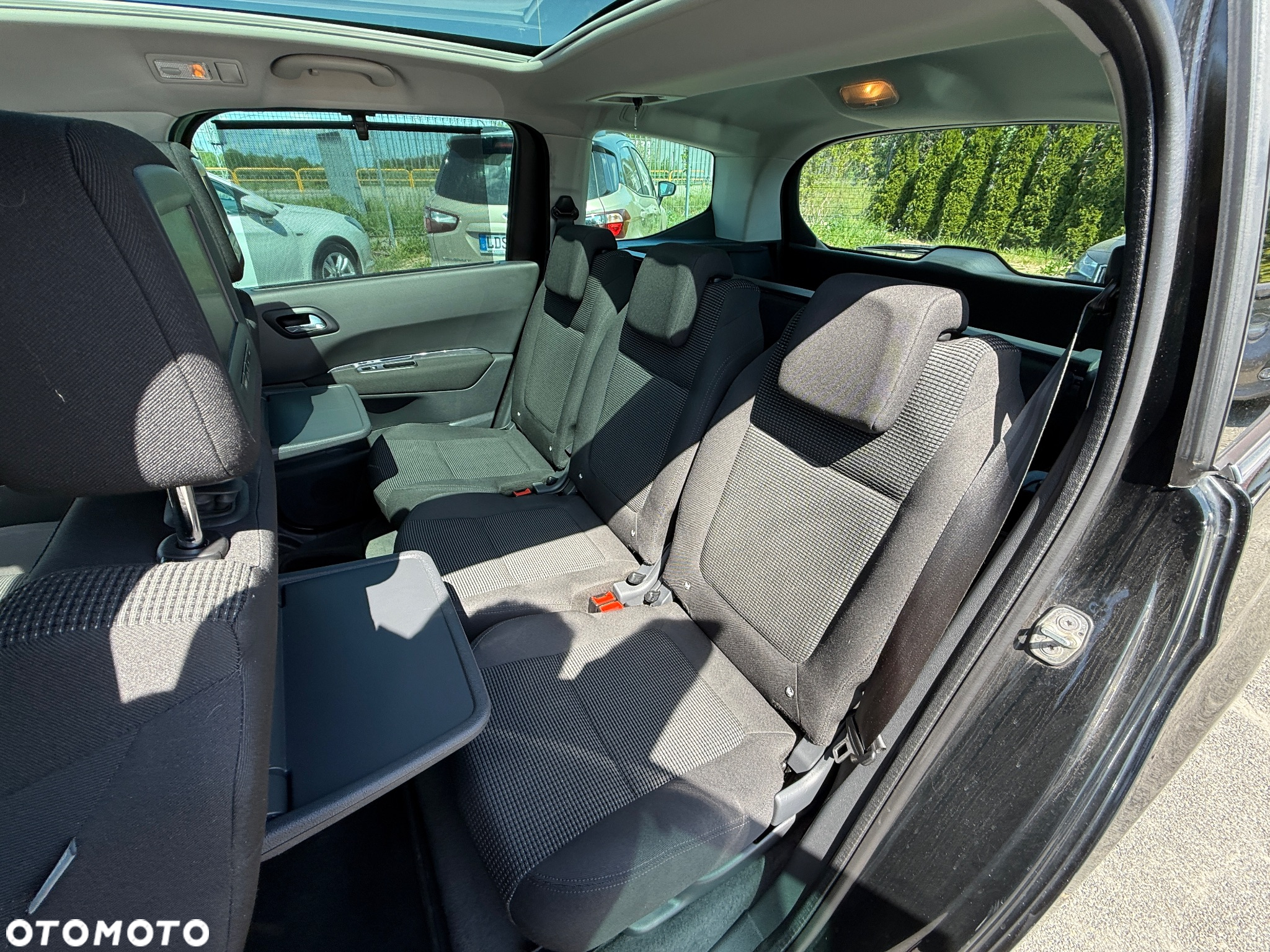 Peugeot 5008 1.6 THP Active - 24