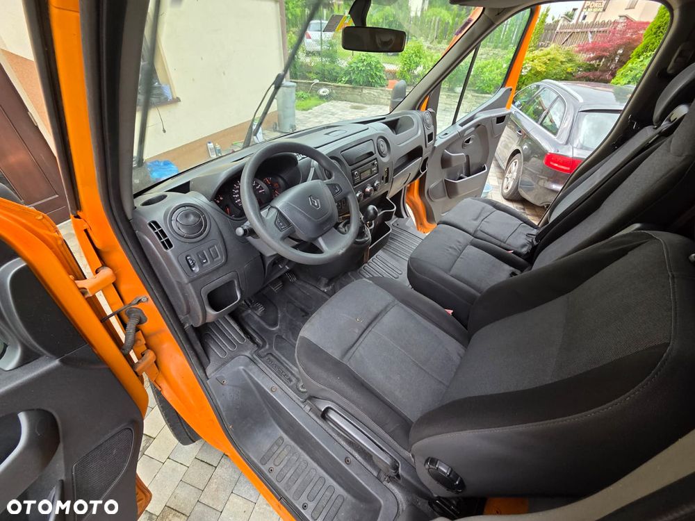 Renault Master III - 8