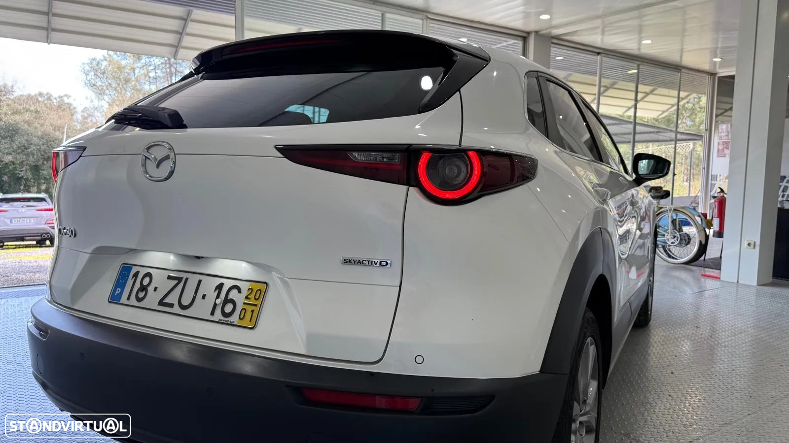 Mazda CX-30 1.8 Sky-D Excellence - 4