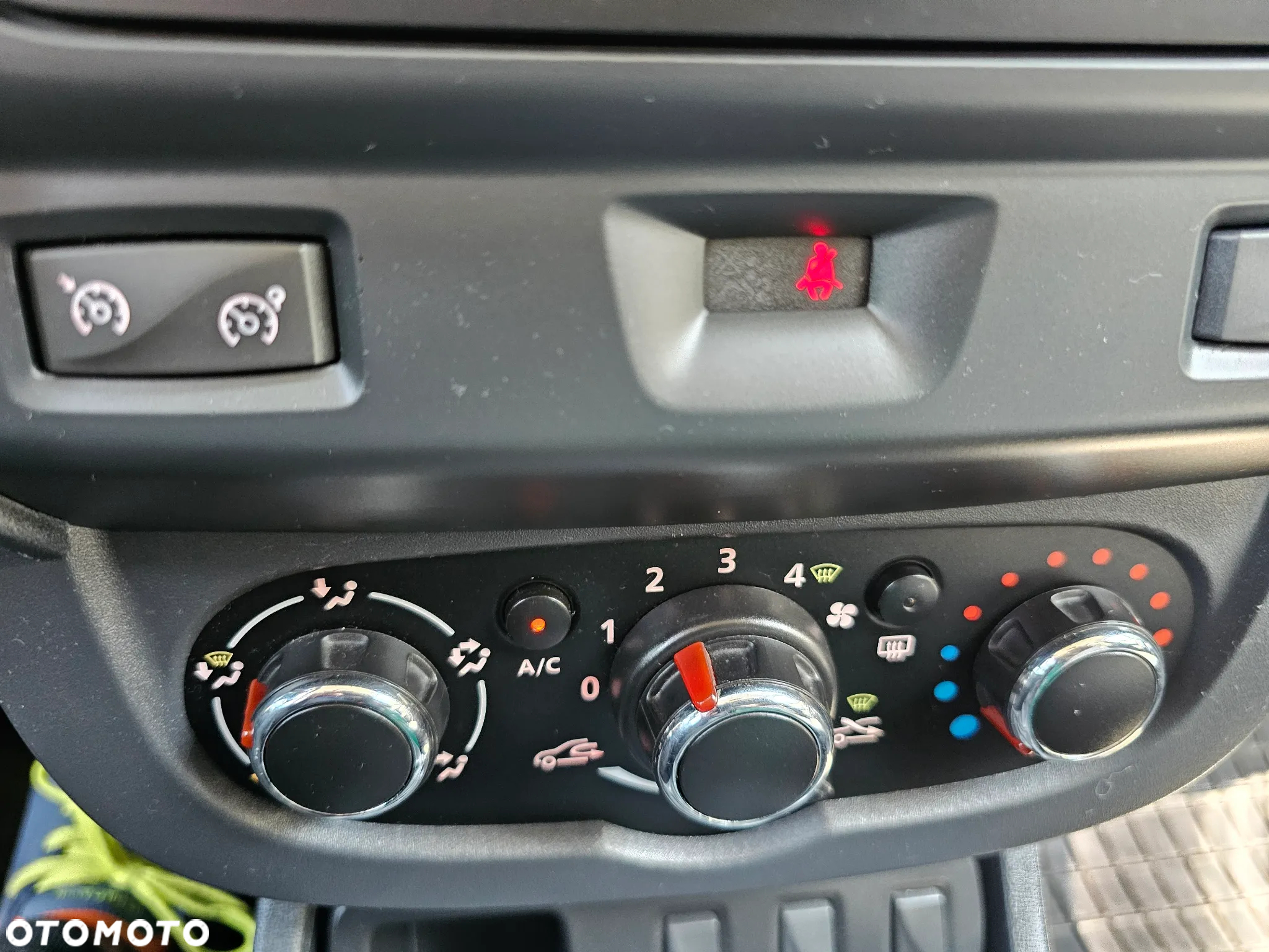 Dacia Duster 1.6 Ambiance Eco - 18