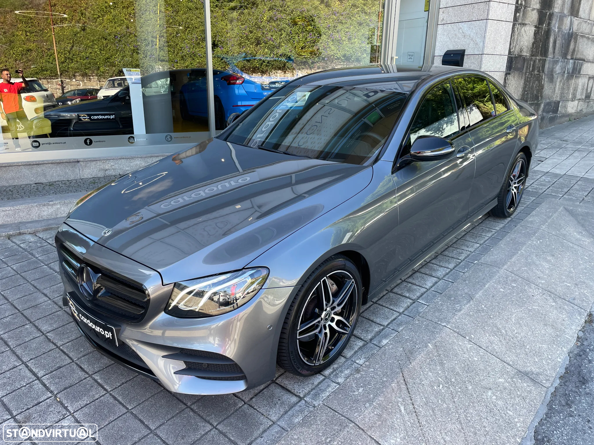 Mercedes-Benz E 220 d AMG - 4