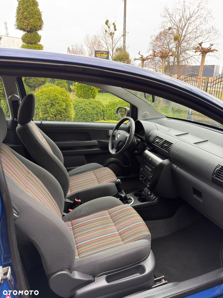 Volkswagen Fox 1.2 - 9
