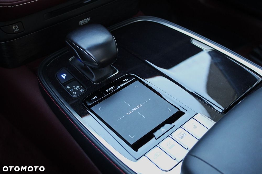 Lexus LS 500h Omotenashi AWD - 27