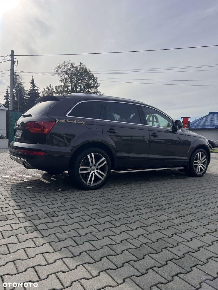 Audi Q7 2006 photo 2
