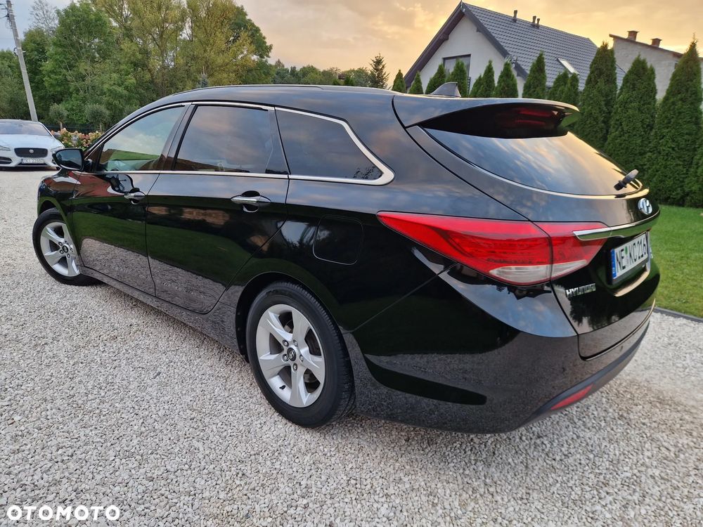 Hyundai i40 i40cw 1.7 CRDi Automatik Fifa World Cup Edition - 28