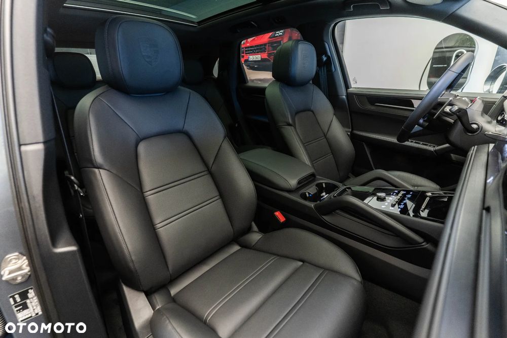 Porsche Cayenne E-Hybrid PHEV Black Edition - 15