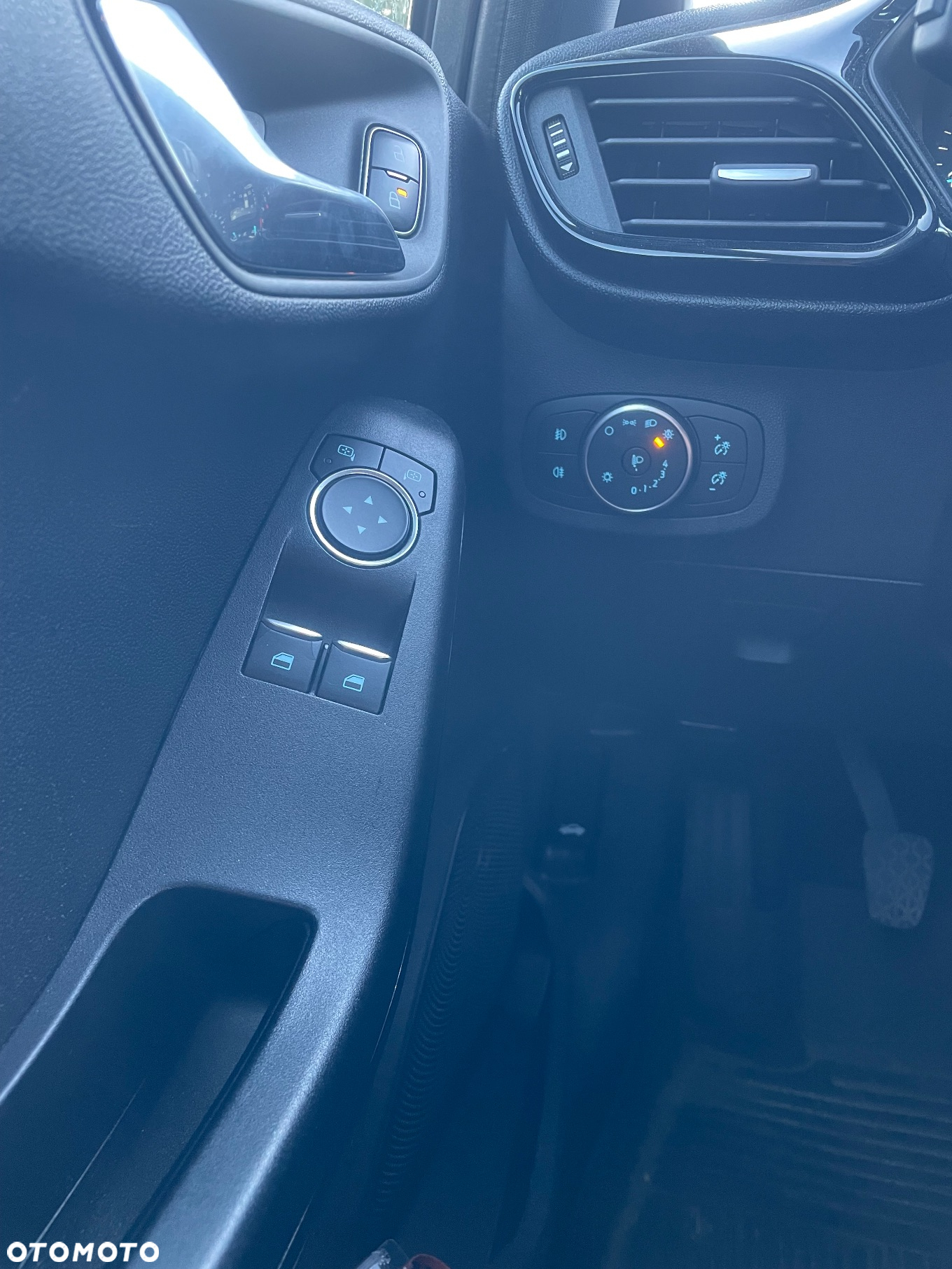 Ford Fiesta 1.1 SYNC Edition - 23