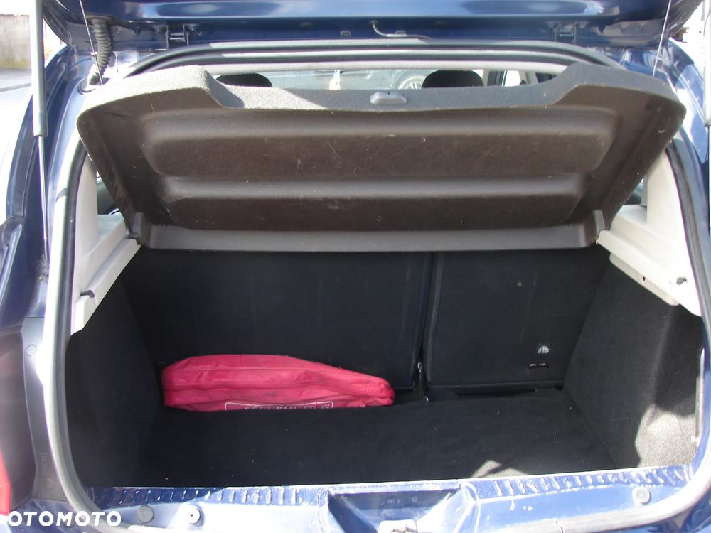 Dacia Sandero - 9