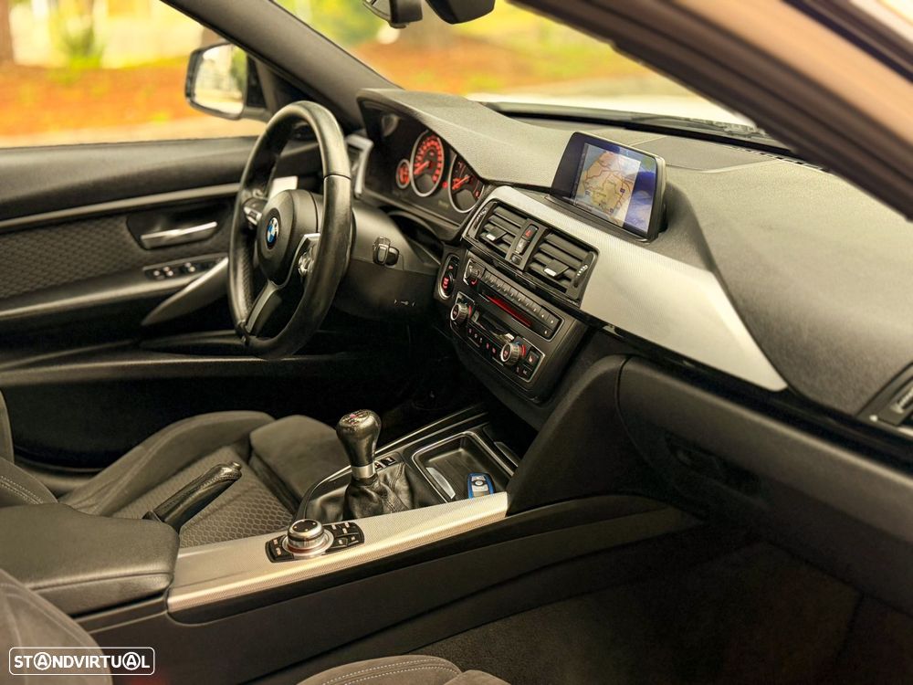 BMW 320 d Pack M - 5