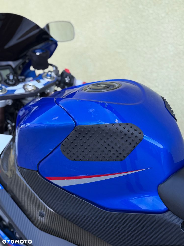Suzuki GSX-R - 34