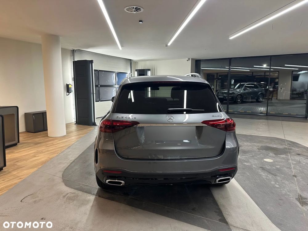 Mercedes-Benz GLE - 10