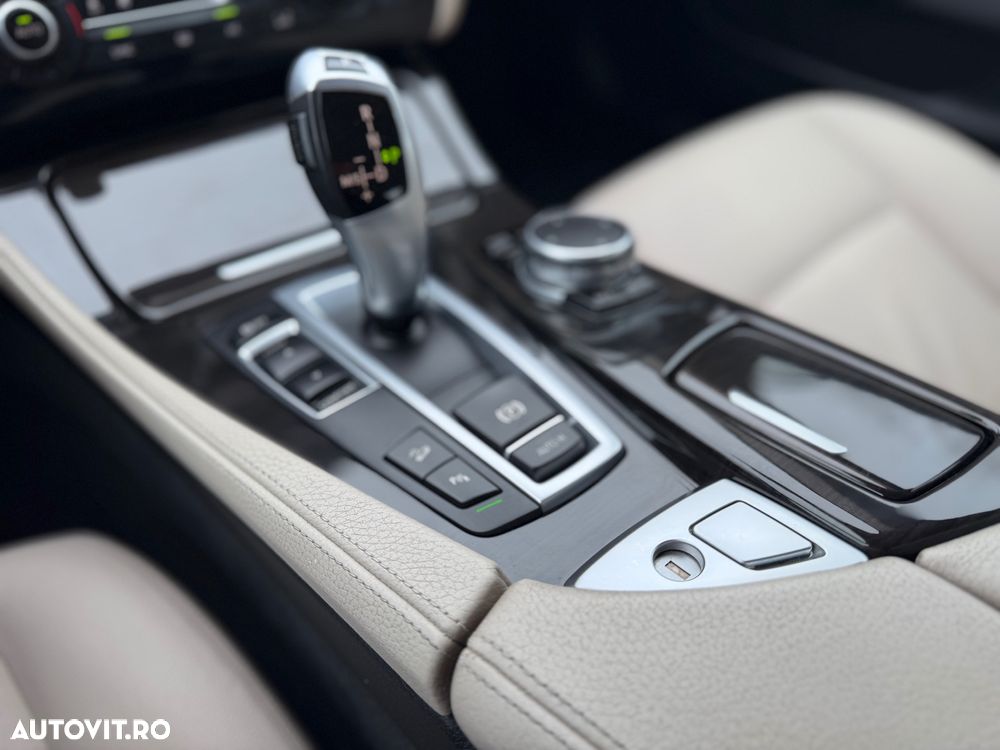 BMW Seria 5 520d xDrive Aut. Luxury Line - 18