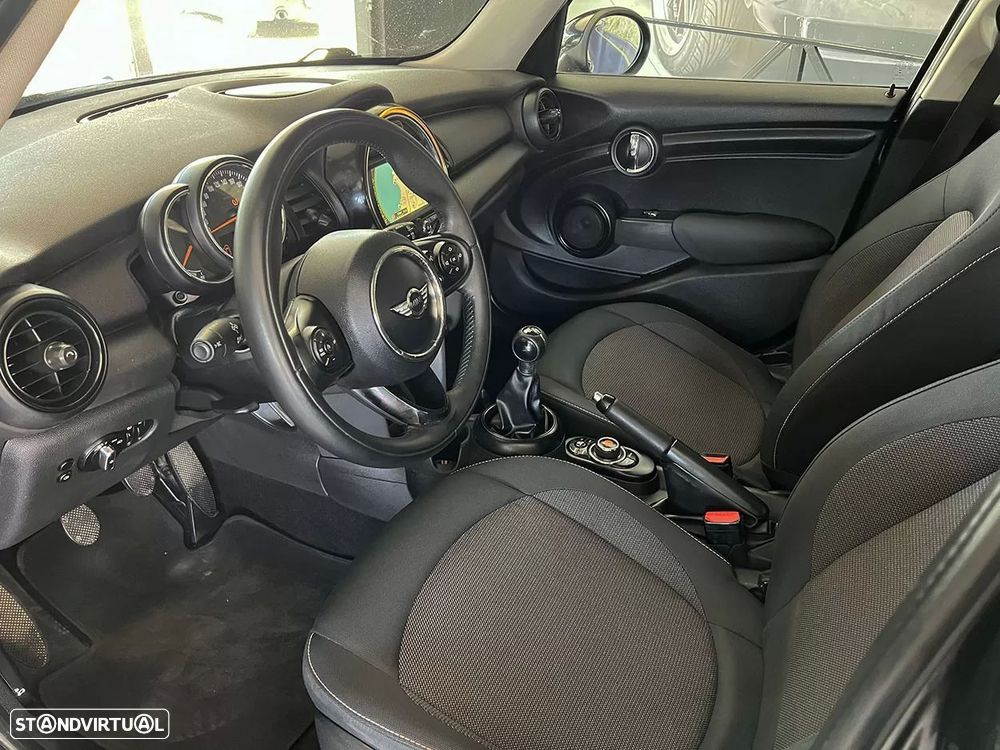 MINI 5 Portas One D - 6