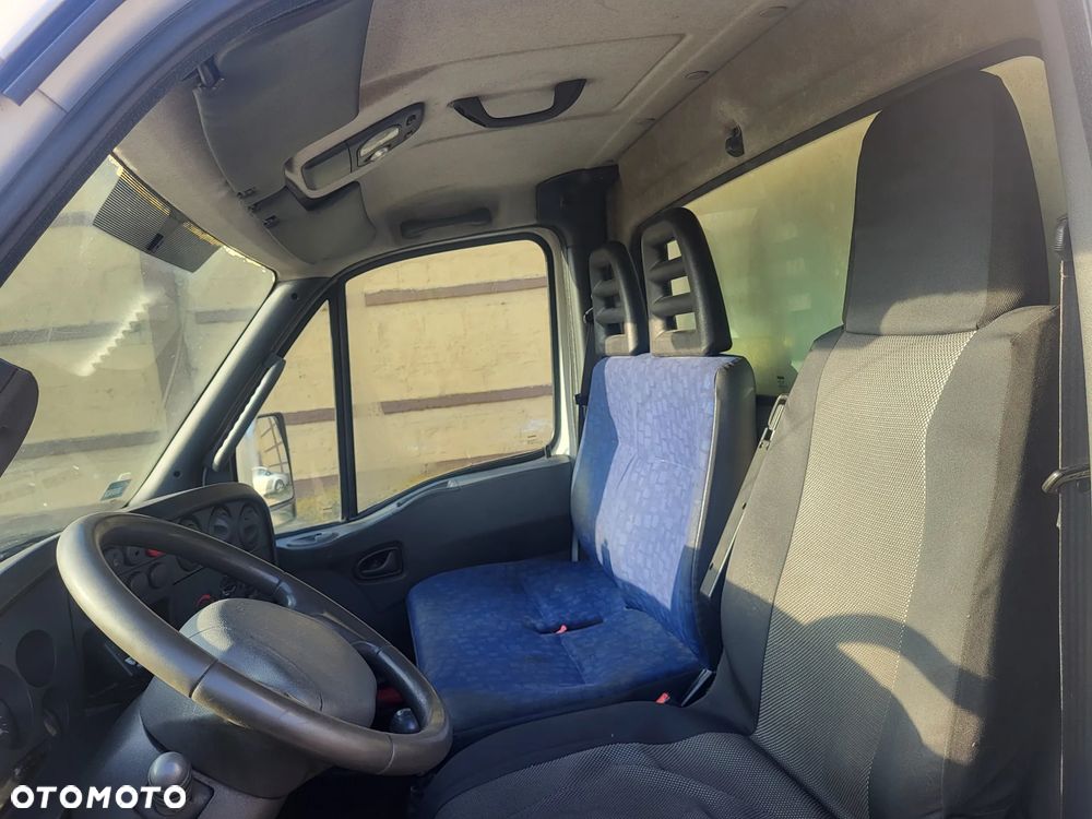 Iveco DAILY - 7