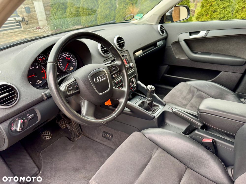 Audi A3 Sportback 2.0 TDI Ambition - 13