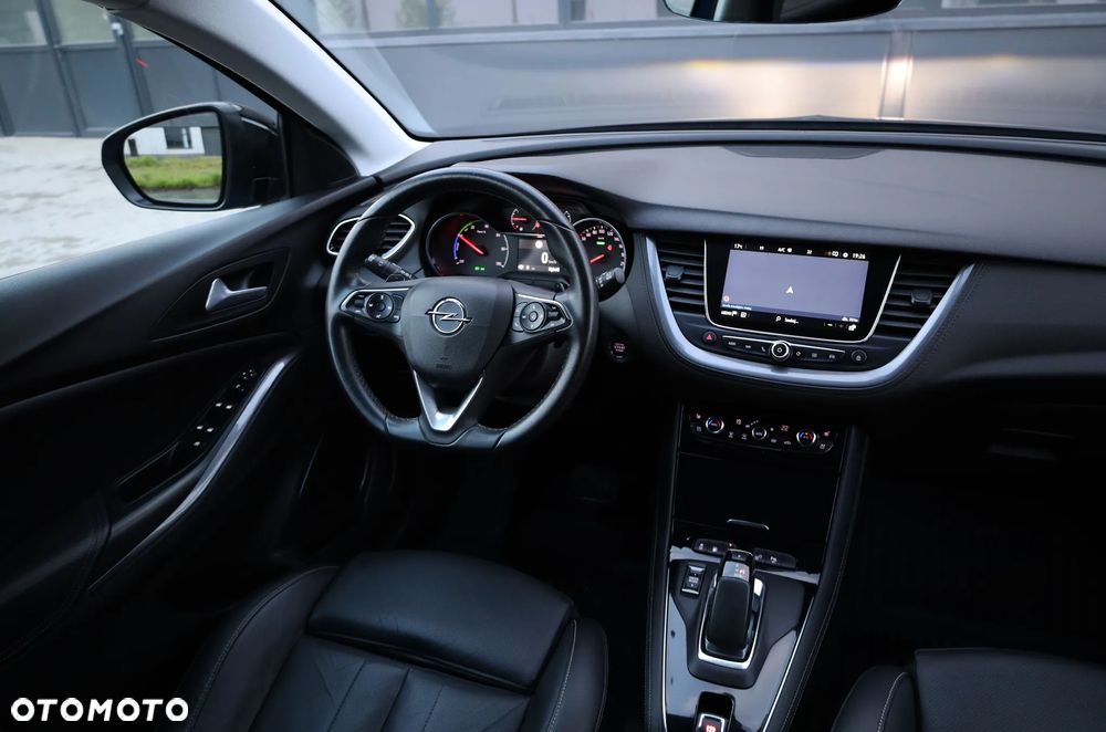 Opel Grandland X Plug-in-Hybrid4 1.6 DI Start/Stop Ultimate - 26
