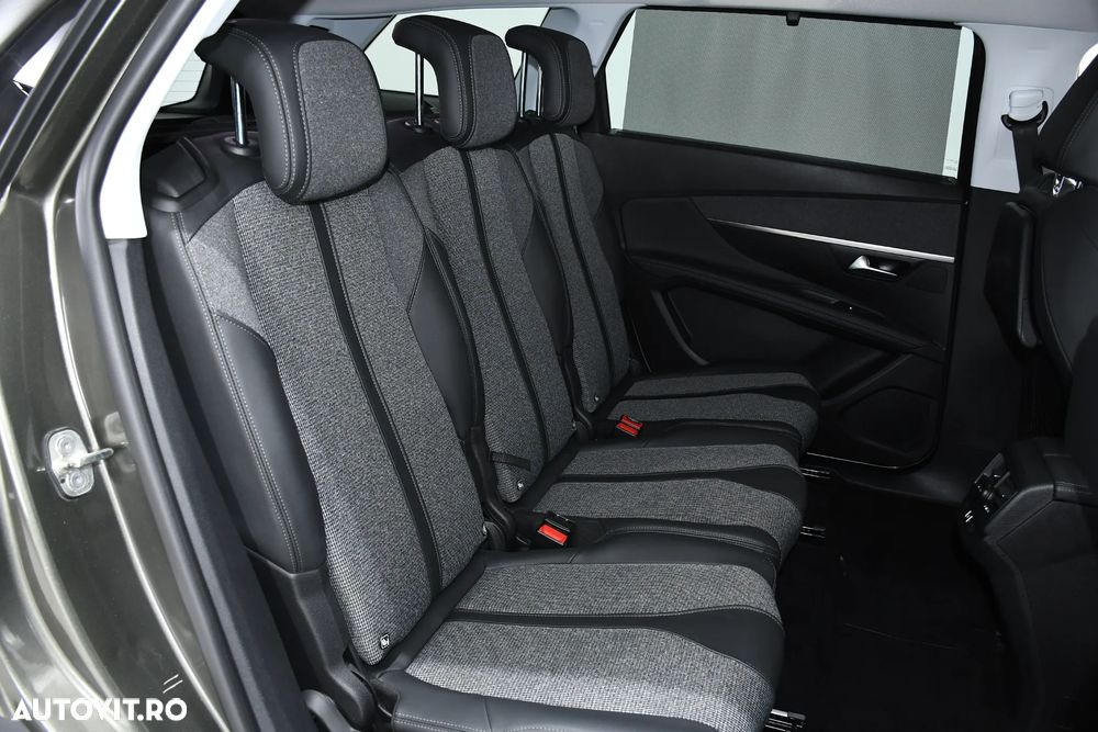 Peugeot 5008 1.2 Puretech Turbo s&s EAT8 Allure - 6