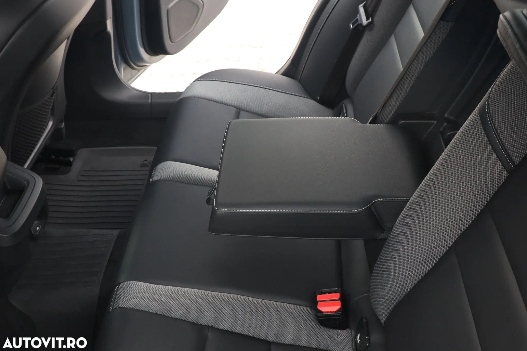 Volvo S60 T4 Geartronic RDesign - 14