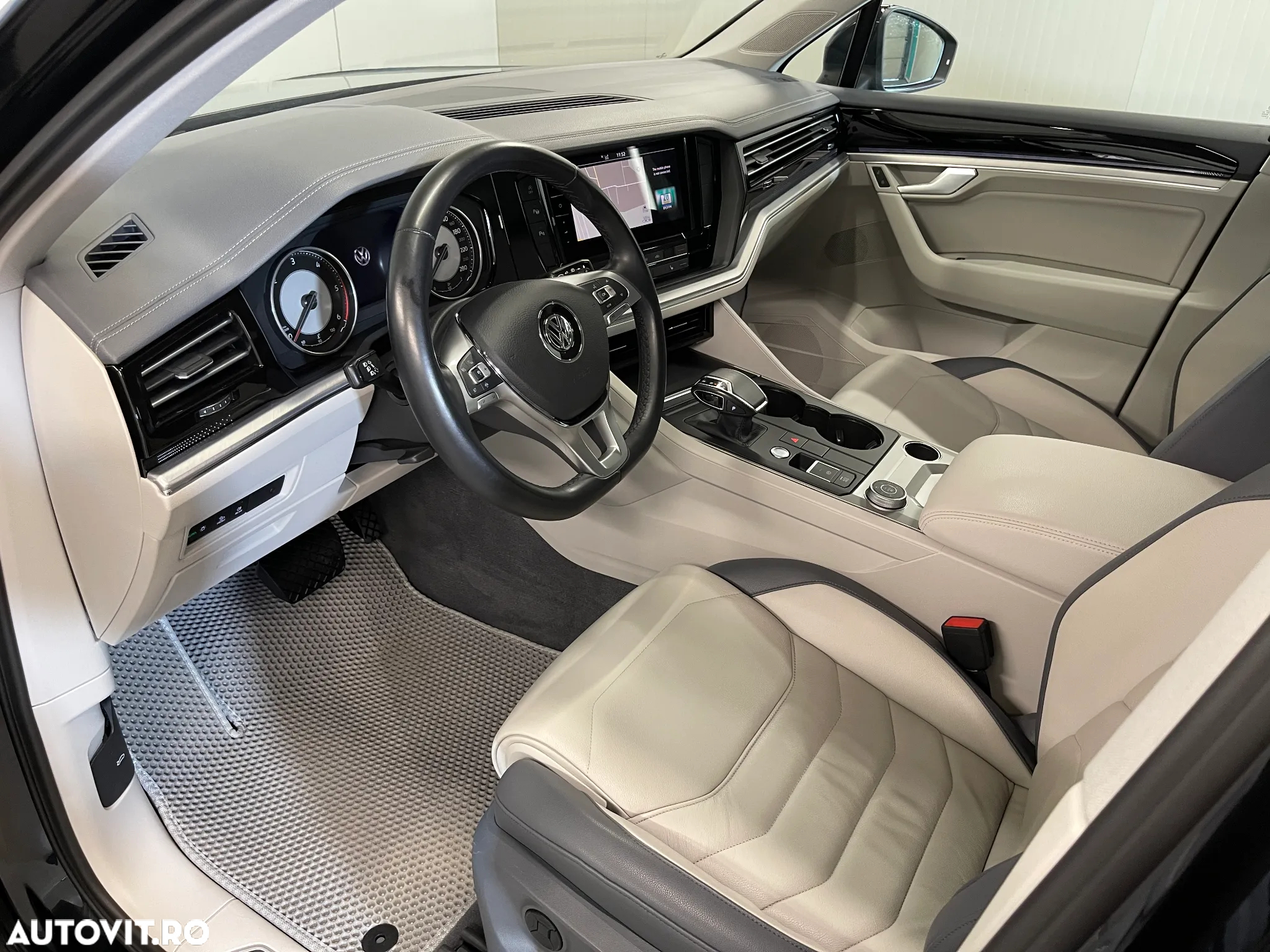 Volkswagen Touareg V6 TDI Elegance - 5