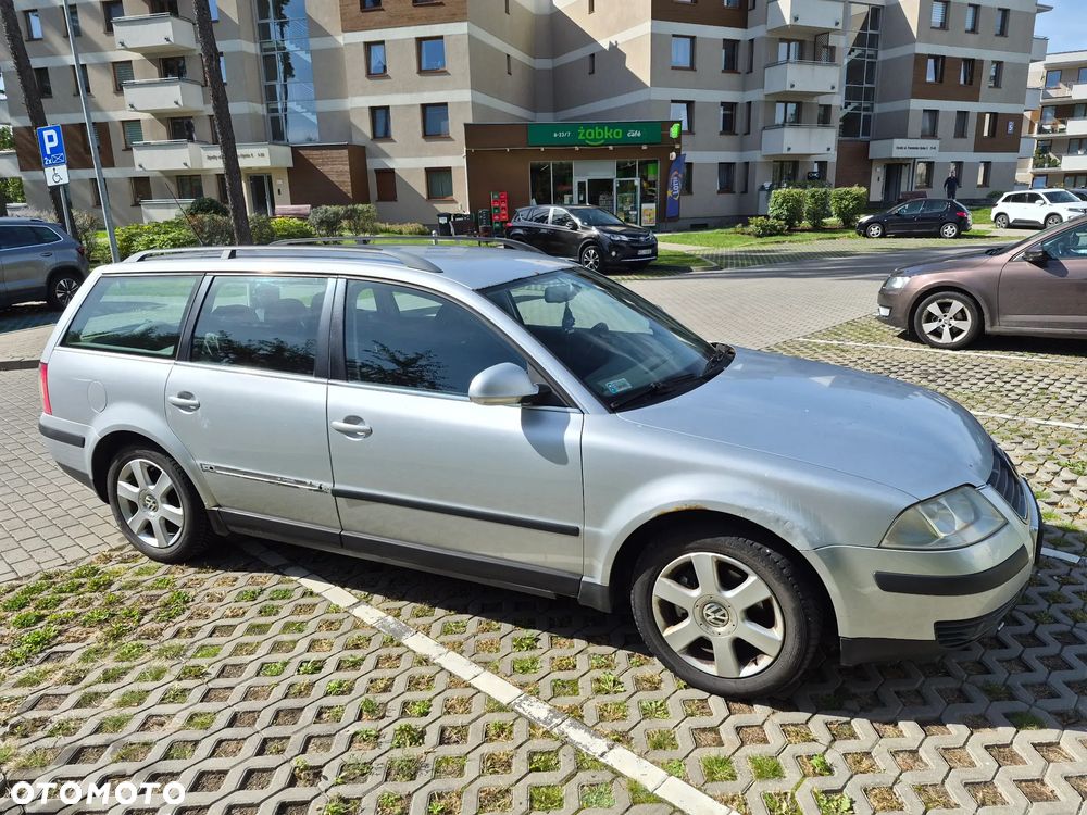 Volkswagen Passat 1.9 TDI Basis - 5