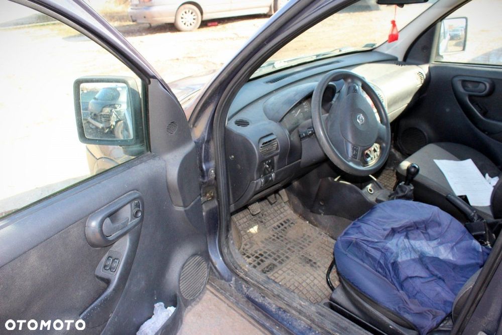Opel Combo C 2010 1.4i Z14XEP (MASKA, ZDERZAK, LAMPA, BŁOTNIK, DRZWI, SZYBA, FOTEL) - 6