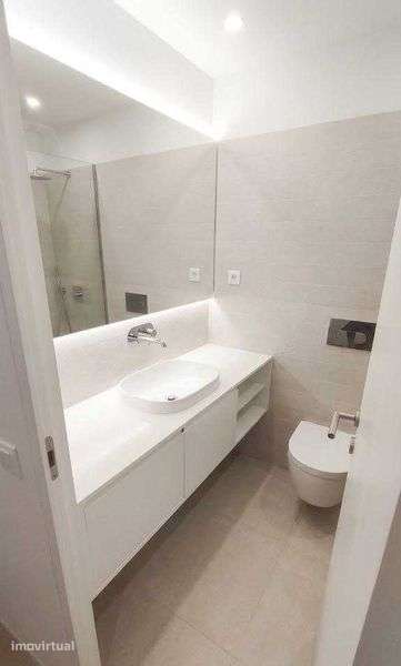 Apartamento t2 à venda na Rua Aurora Teixeira de Castro, 59 - Grande imagem: 5/6