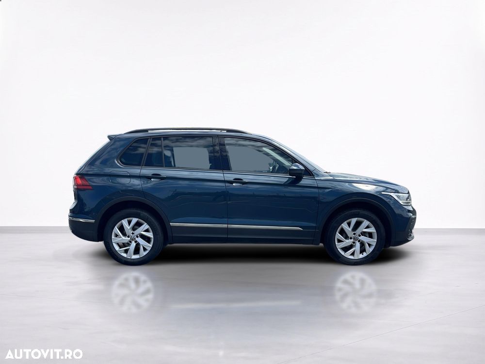 Volkswagen Tiguan - 7