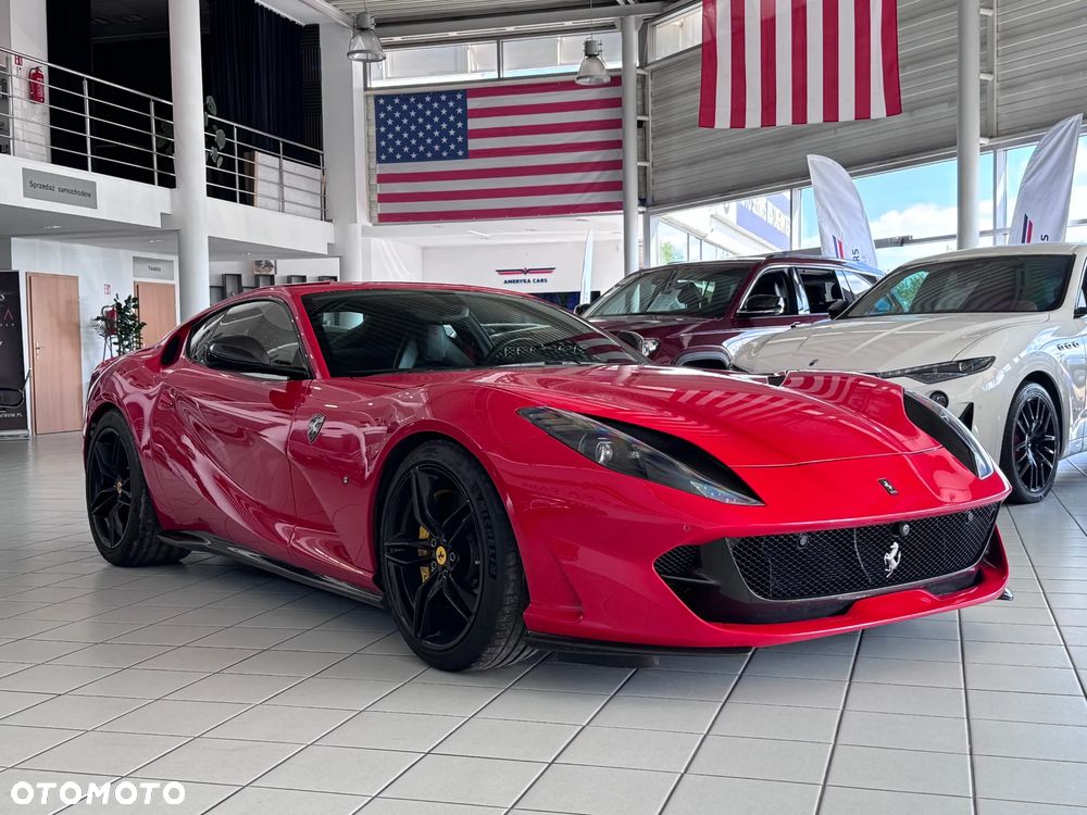 Ferrari 812 Superfast - 2