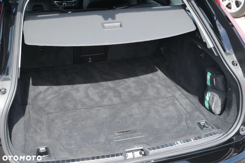 Volvo V90 T6 AWD Plug-In Hybrid Plus Bright - 25
