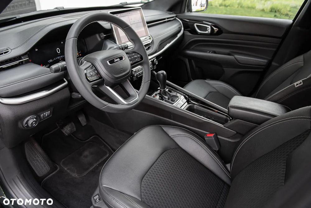 Jeep Compass - 15