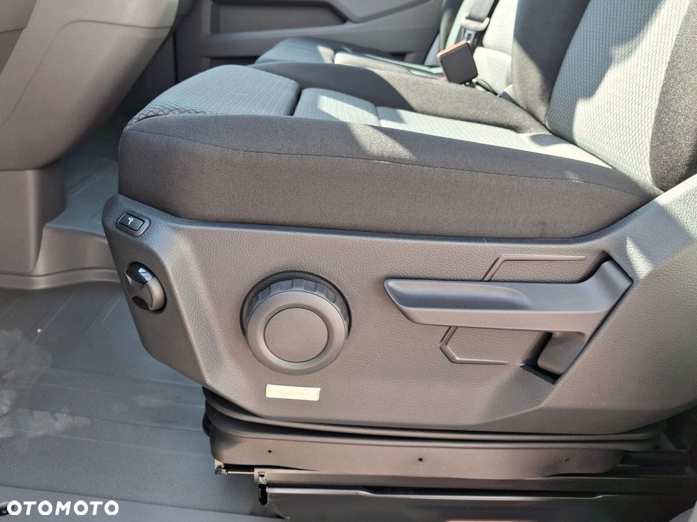 Volkswagen Crafter - 17