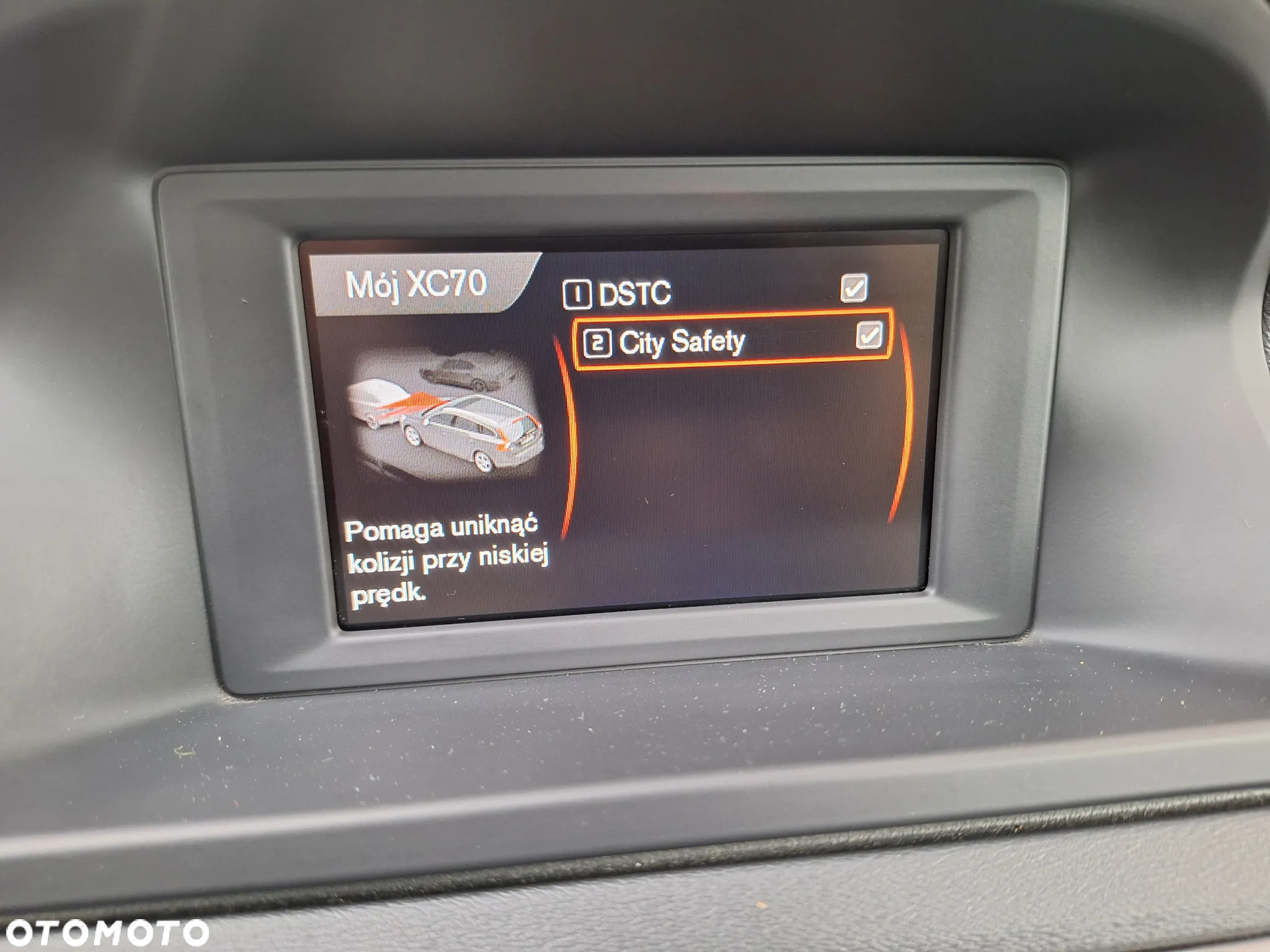 Volvo XC 70 D5 AWD Geartronic Momentum - 13