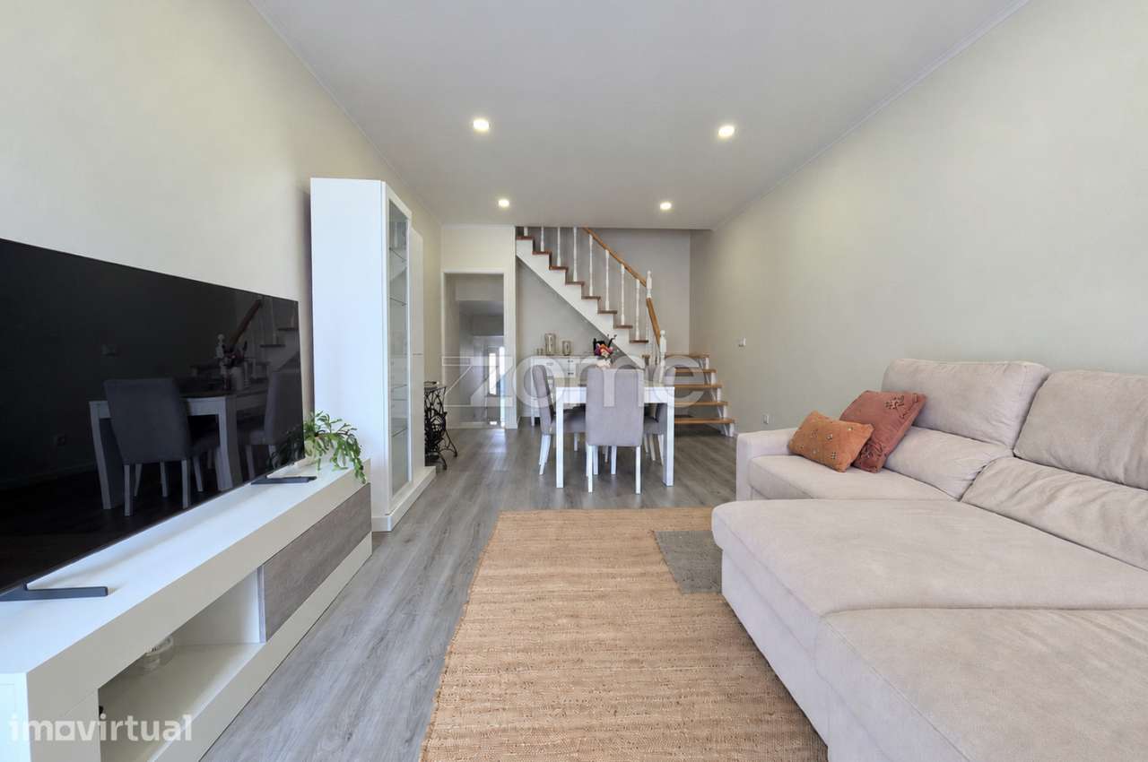 Moradia T2+1 Renovada – Rabo de Peixe - Grande imagem: 2/32