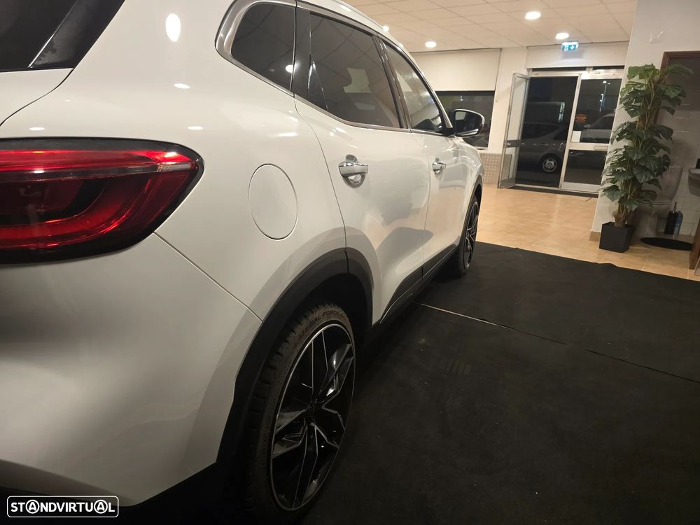 MG EHS 1.5 T-GDI Plug-in Hybrid Luxury - 6