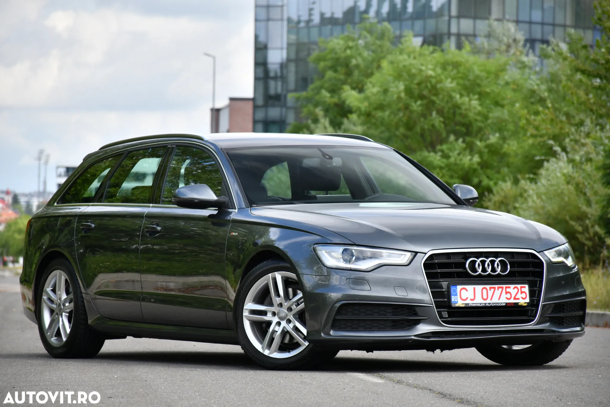 Audi A6 Avant 2.0 TDI Ultra S tronic - 3