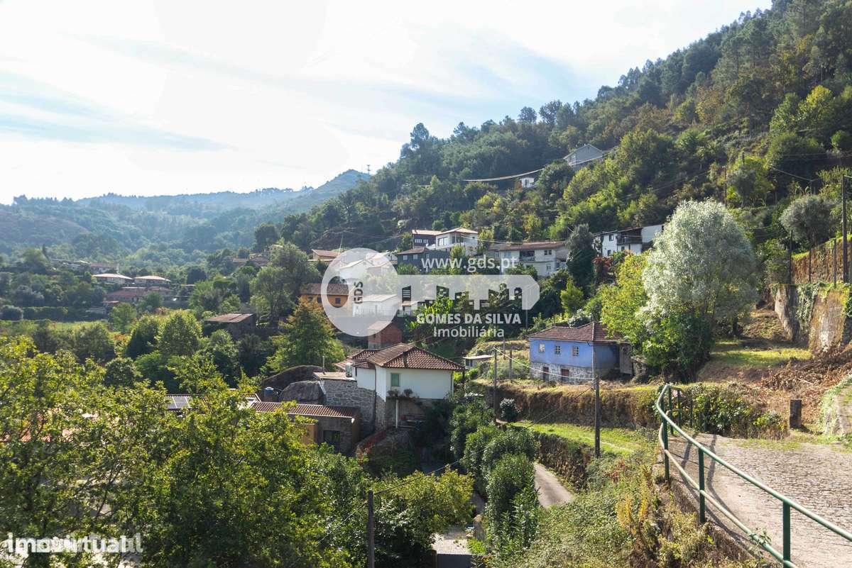 Moradia T3 com 1383m2 em Pandozes, Parada de Bouro Vieira do Minho - Grande imagem: 3/25