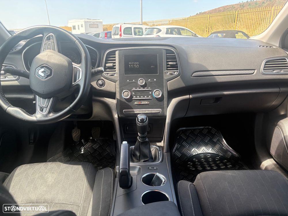 Renault Mégane Sport Tourer 1.5 Blue dCi Limited J17 - 10