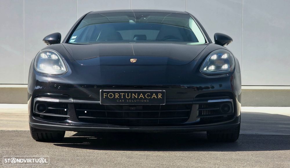 Porsche Panamera Sport Turismo 4 E-Hybrid Platinum Edition - 2