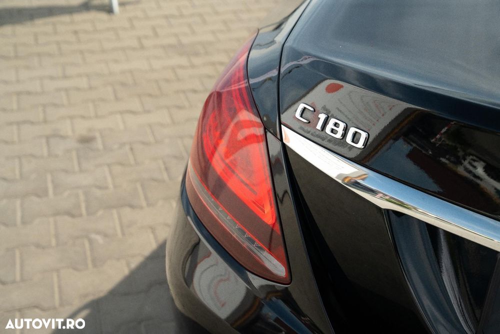Mercedes-Benz C 180 Aut. - 26